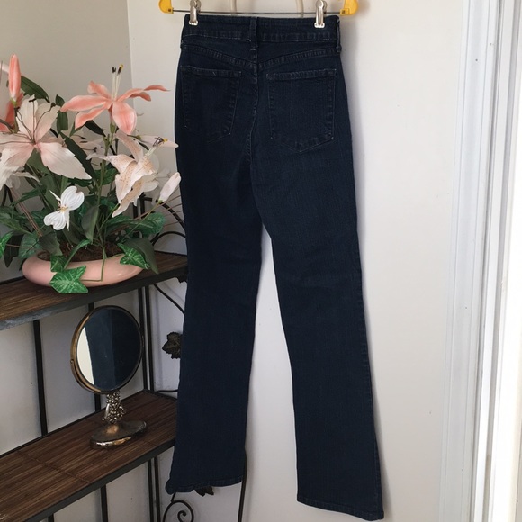 NYDJ๐NOT YOUR DAUGHTERS JEANS ๐ - Picture 3 of 4